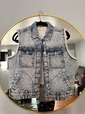 Celebrity Pink Acid Wash Denim Vest in Light Blue